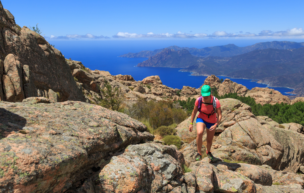 Une randonnée en corse sur un très beau sentier 