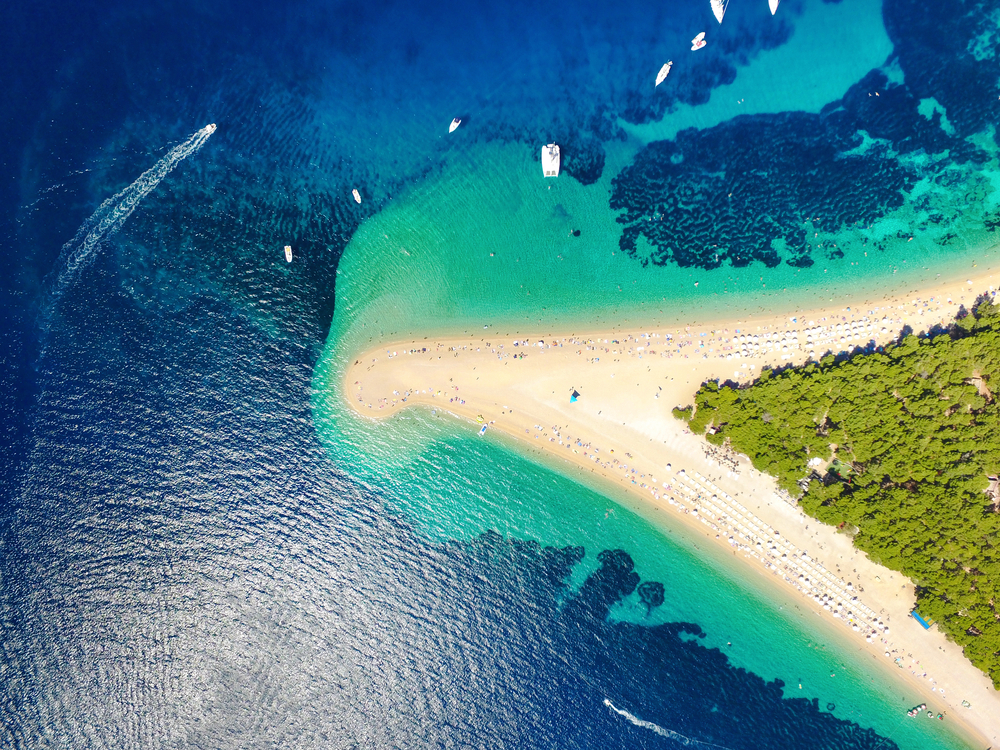 Plage de Zlatni Rat à Brac