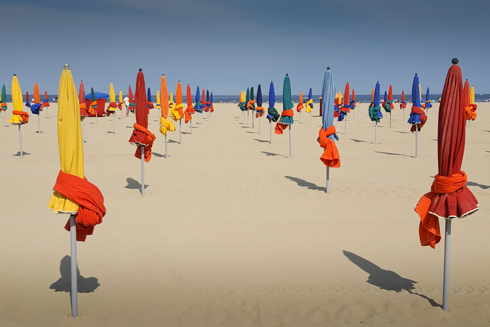 parasols, Deauville plage