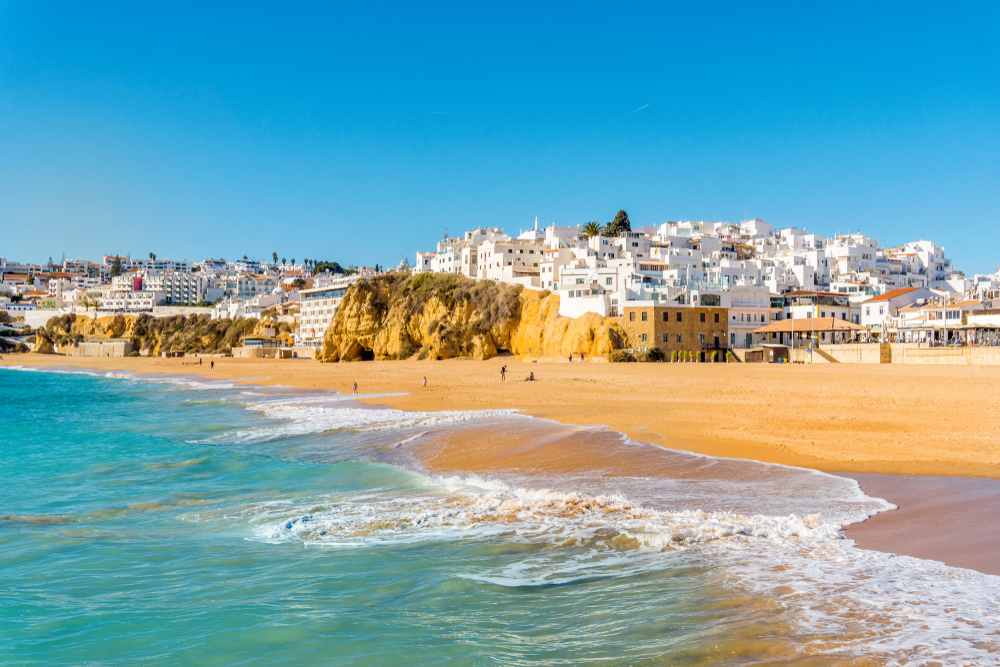 circuit voiture portugal : albufeira et sa plage