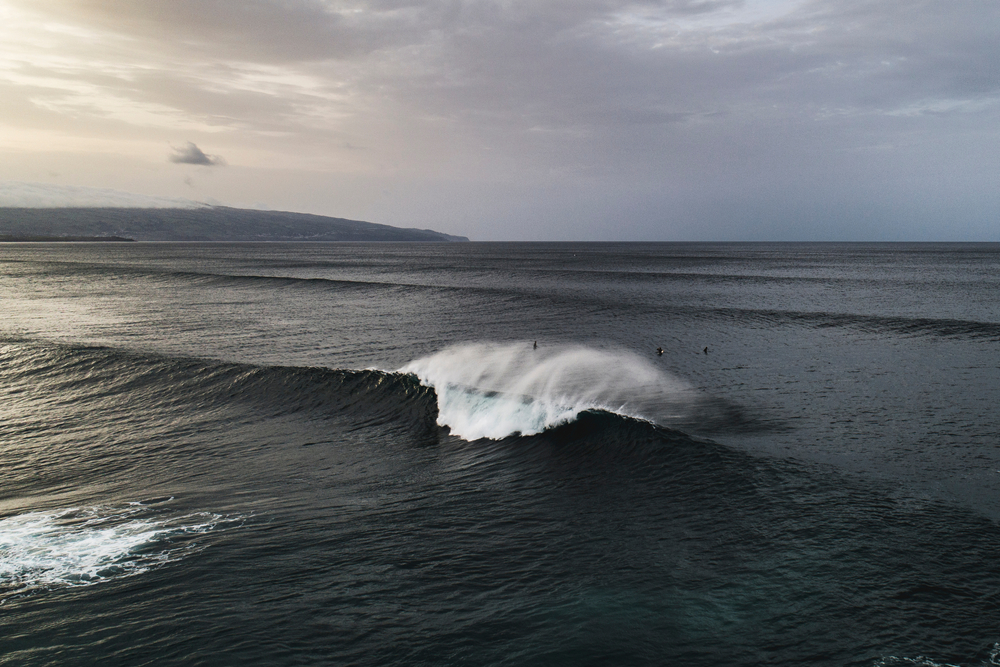 surfeurs au portugal